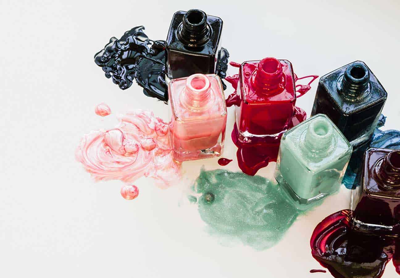 nail polish with different colors